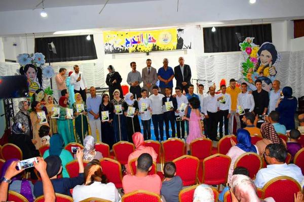 مؤسسة طارق ابن زياد الخصوصي تنظم حفل التخرج